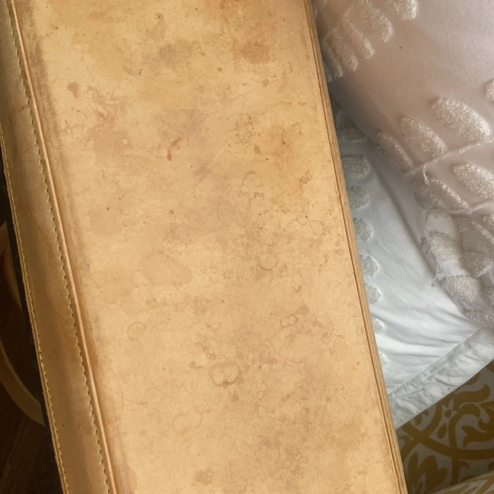 Authentic LV bag, mono prints - Picture 7 of 11